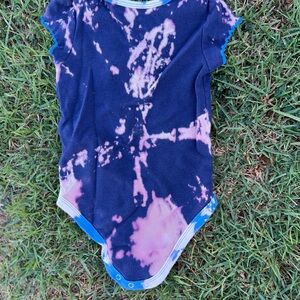 Navy and semi pink chargers tie dye onesie size 12M